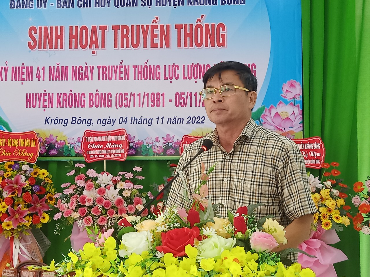 Sinh hoạt truyền thống kỷ niệm 41 năm ngày truyền thống lực lượng vũ trang huyện Krông Bông